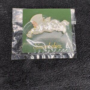 Vintage, New in package, Department 56 Snowbabies pin, never worn